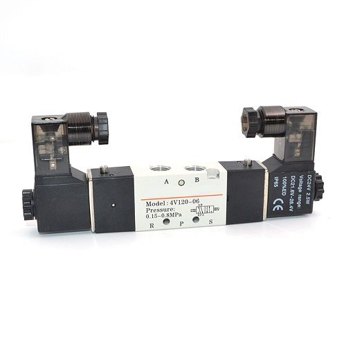 01-2021.02.16.08.25.19_602b735f69316_4v120-06-dc24v-elektromagnetni-razvodnik-sa-2-magneta_big.jpg